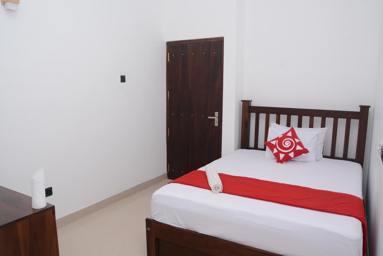 Sea View Tourist Inn Tangalle Bagian luar foto