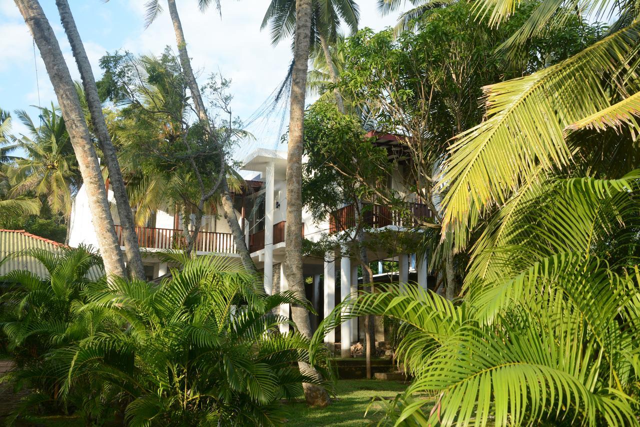 Sea View Tourist Inn Tangalle Bagian luar foto