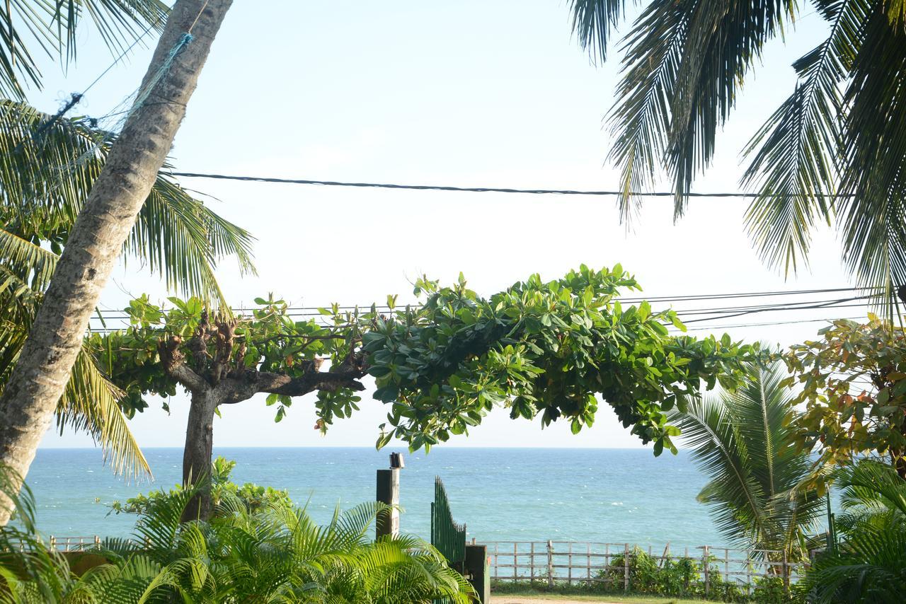 Sea View Tourist Inn Tangalle Bagian luar foto