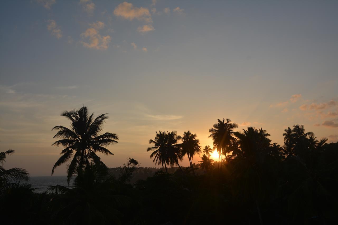 Sea View Tourist Inn Tangalle Bagian luar foto