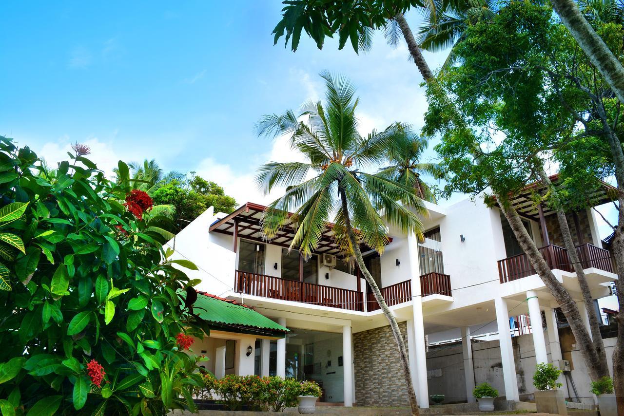 Sea View Tourist Inn Tangalle Bagian luar foto